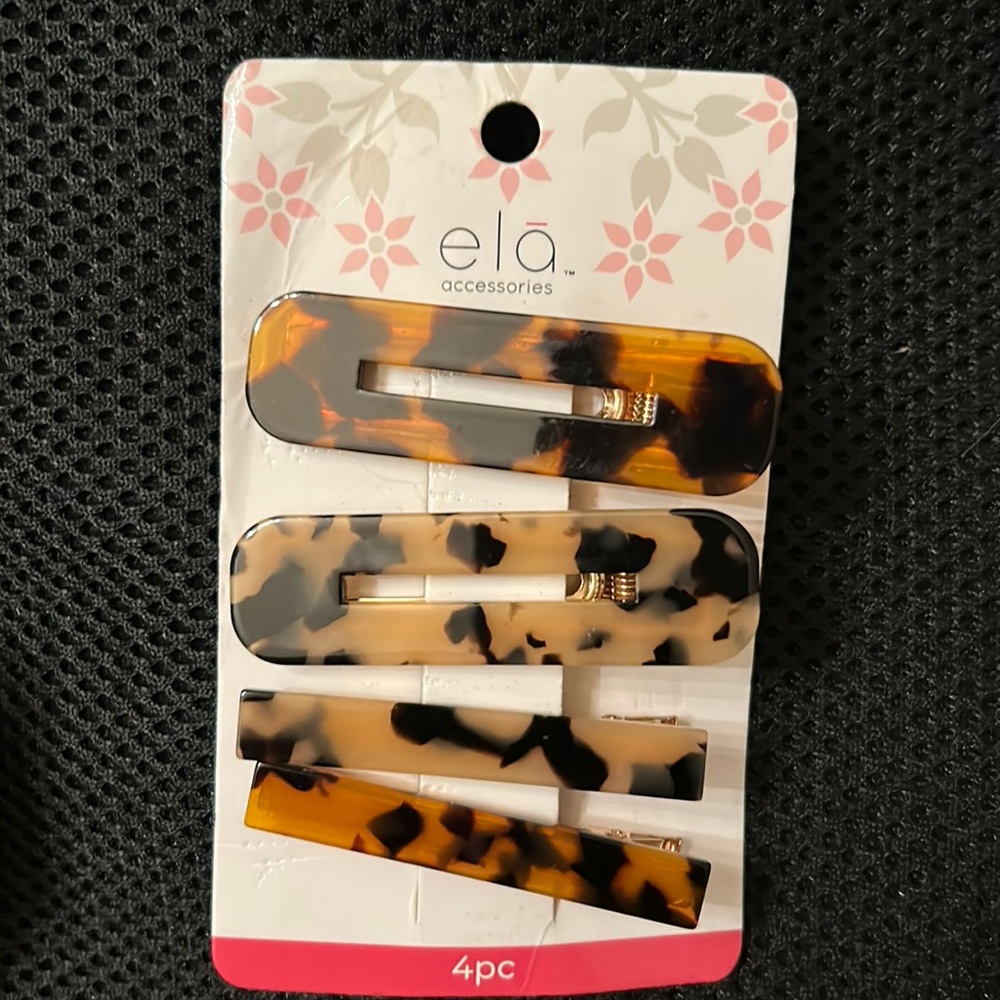NWT AND FREE* four tortoise hair clips